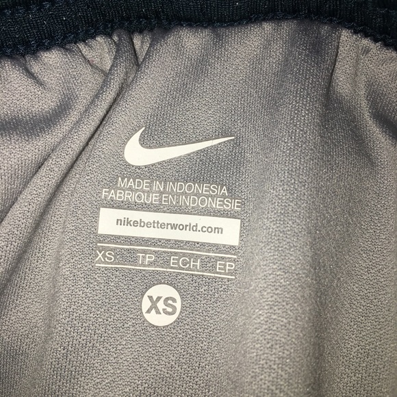 Nike shorts - Picture 4 of 4